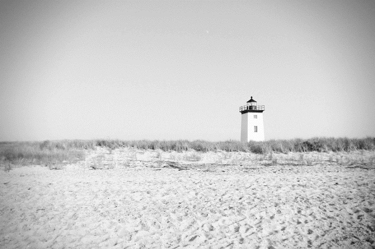 black-and-white-beach-sand-dune-large ‣ Маркетер